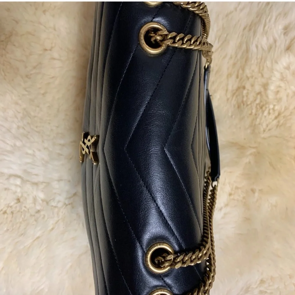 Yves Saint Laurent Black Chevron Quilted Shoulder Bag - Picture 3 of 4